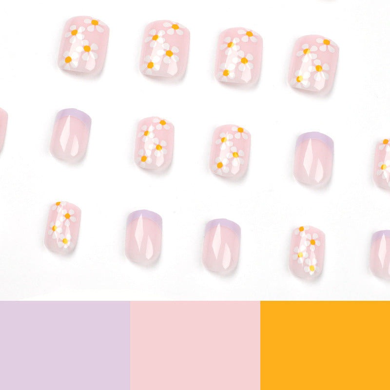 Artistic Nail Art with Flower Design and Gradient Kalsten