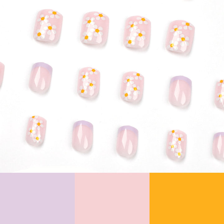 Artistic Nail Art with Flower Design and Gradient Kalsten