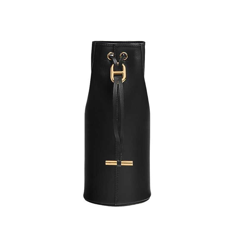 Elegant bucket bag Kalsten