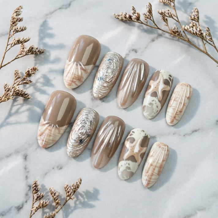 Elegant Nail Tips with Maritime Design Kalsten