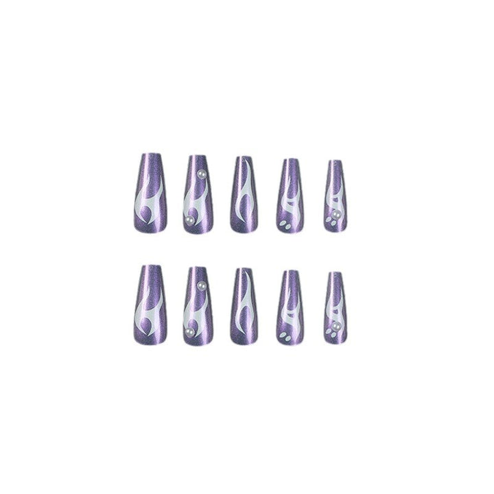 Artful Gel Nails with Holographic Accents Kalsten
