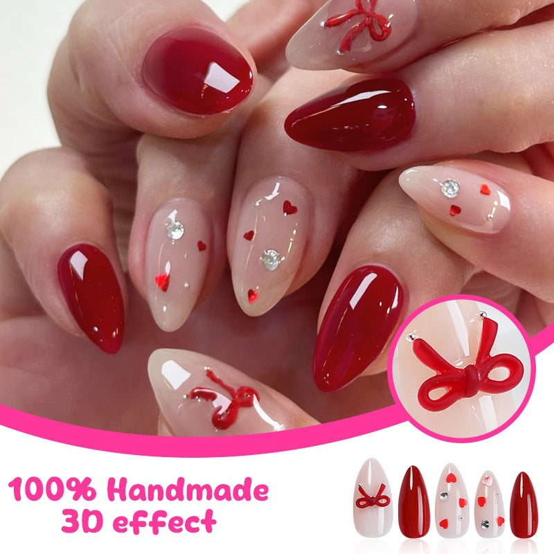 Nail set with elegant red details and hearts Kalsten