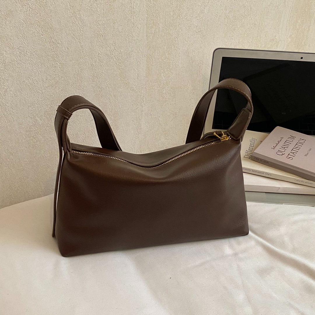 Sleek Modern Leather Shoulder Bag Kalsten