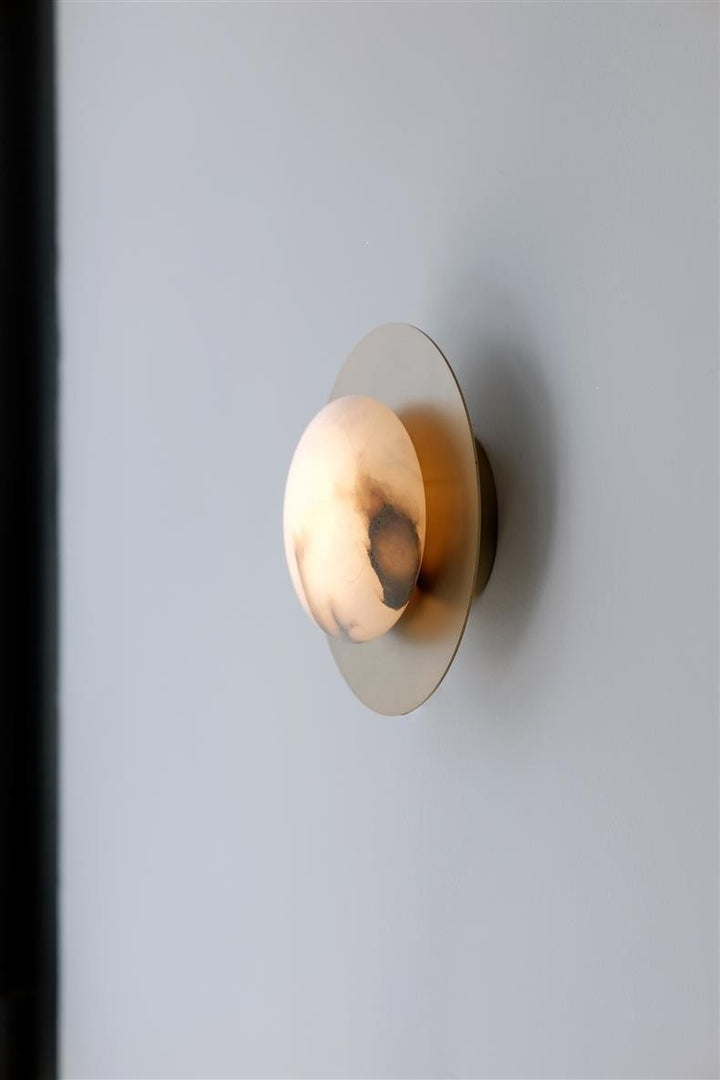 Modern Minimalist Wall Sconce Light Fixture