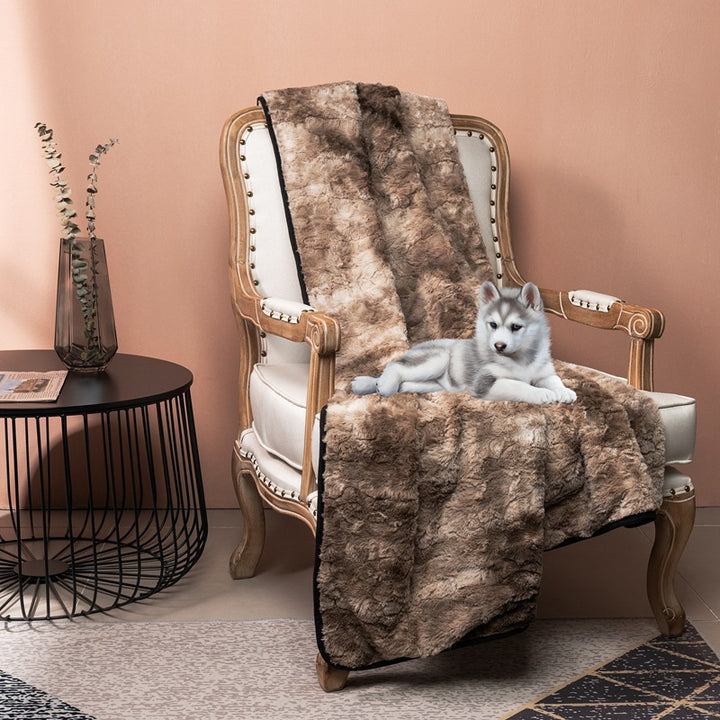 Women Cozy Blanket with Velvety Surface Kalsten