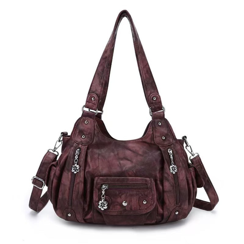 Fashionable shoulder bag with elegant details Kalsten