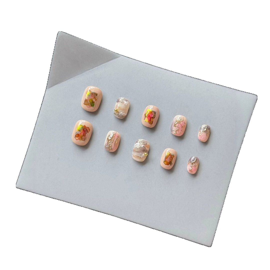 Artistic Floral Design Press-On Nail Set  1791774497