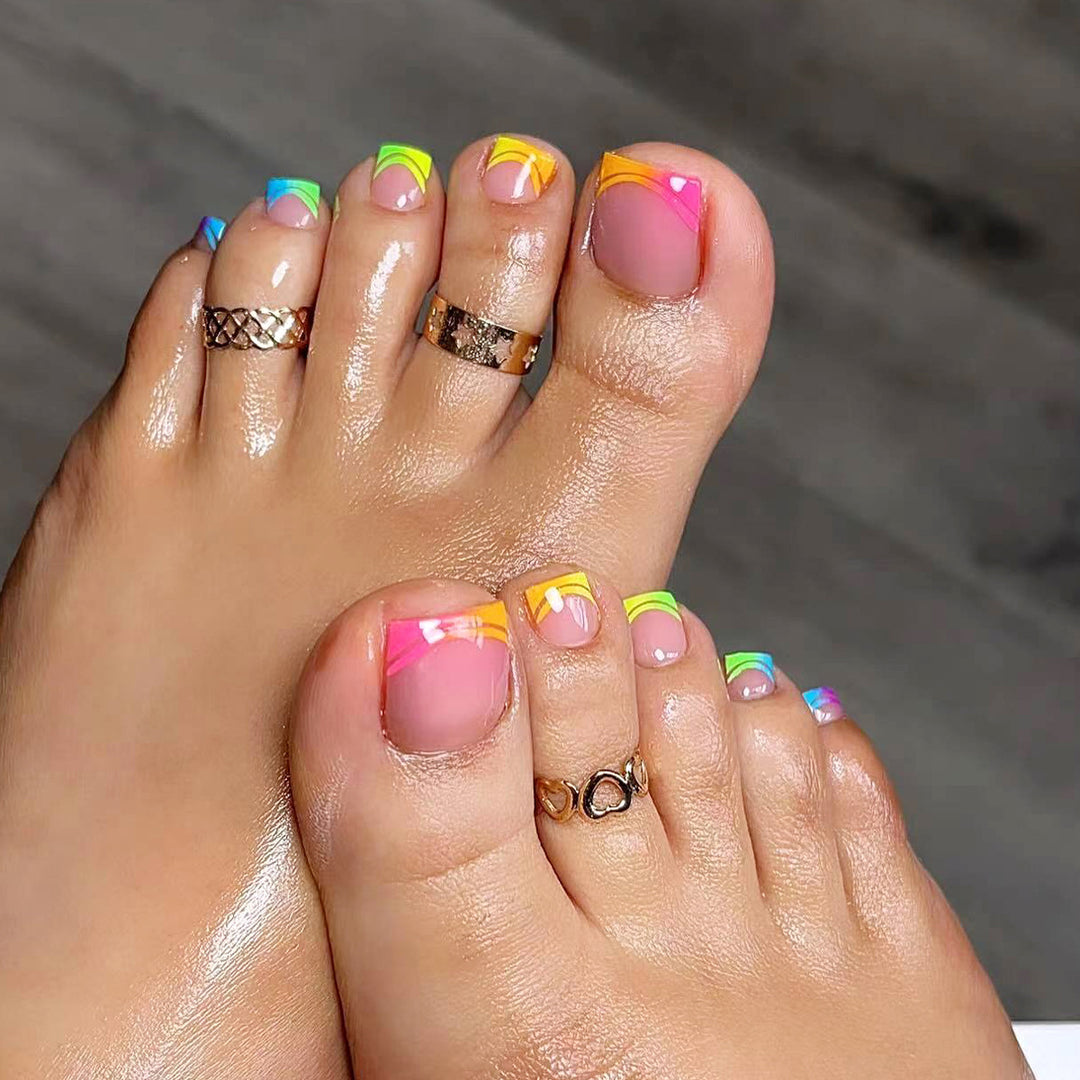 Artful toenail design Kalsten