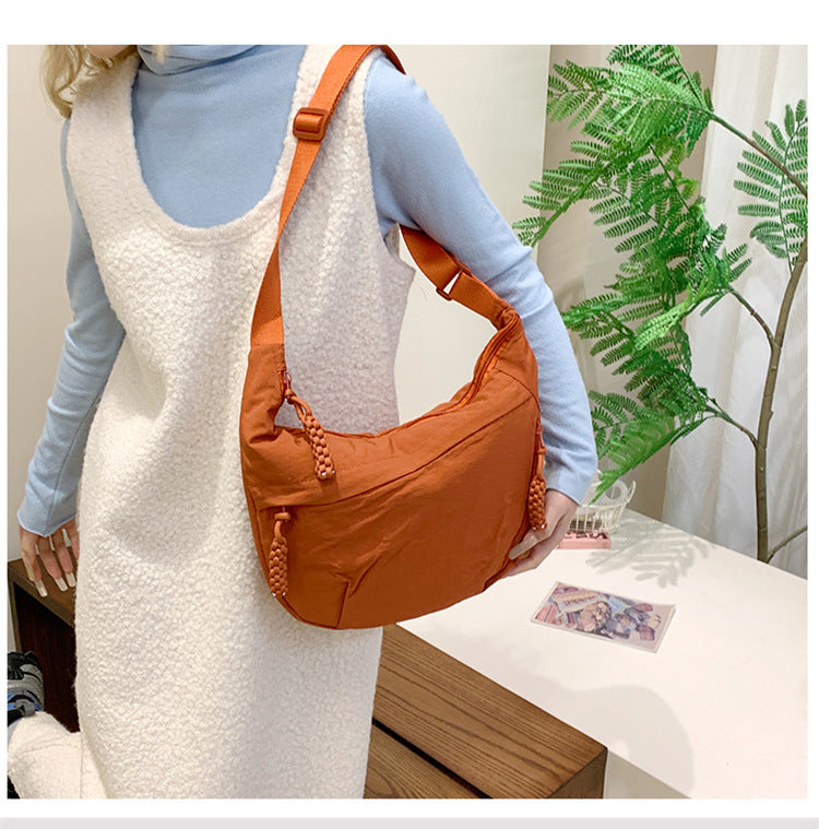 Comfortable shoulder bag with practical compartments Kalsten