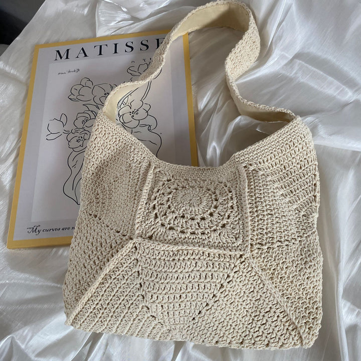 Hand-knotted shoulder bag with unique pattern Kalsten