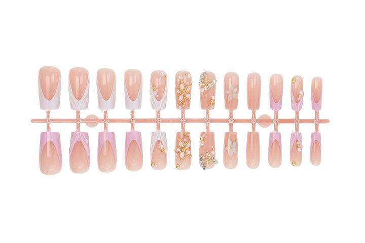 Artificial nails with luxurious 3D decorations and elegant accents Kalsten