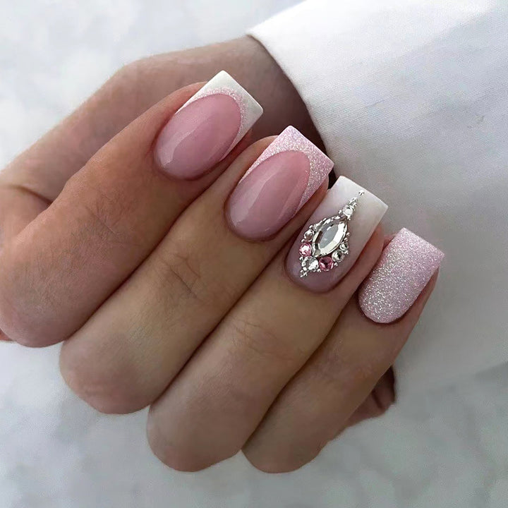 Artful nail extensions with an elegant leaf pattern Kalsten