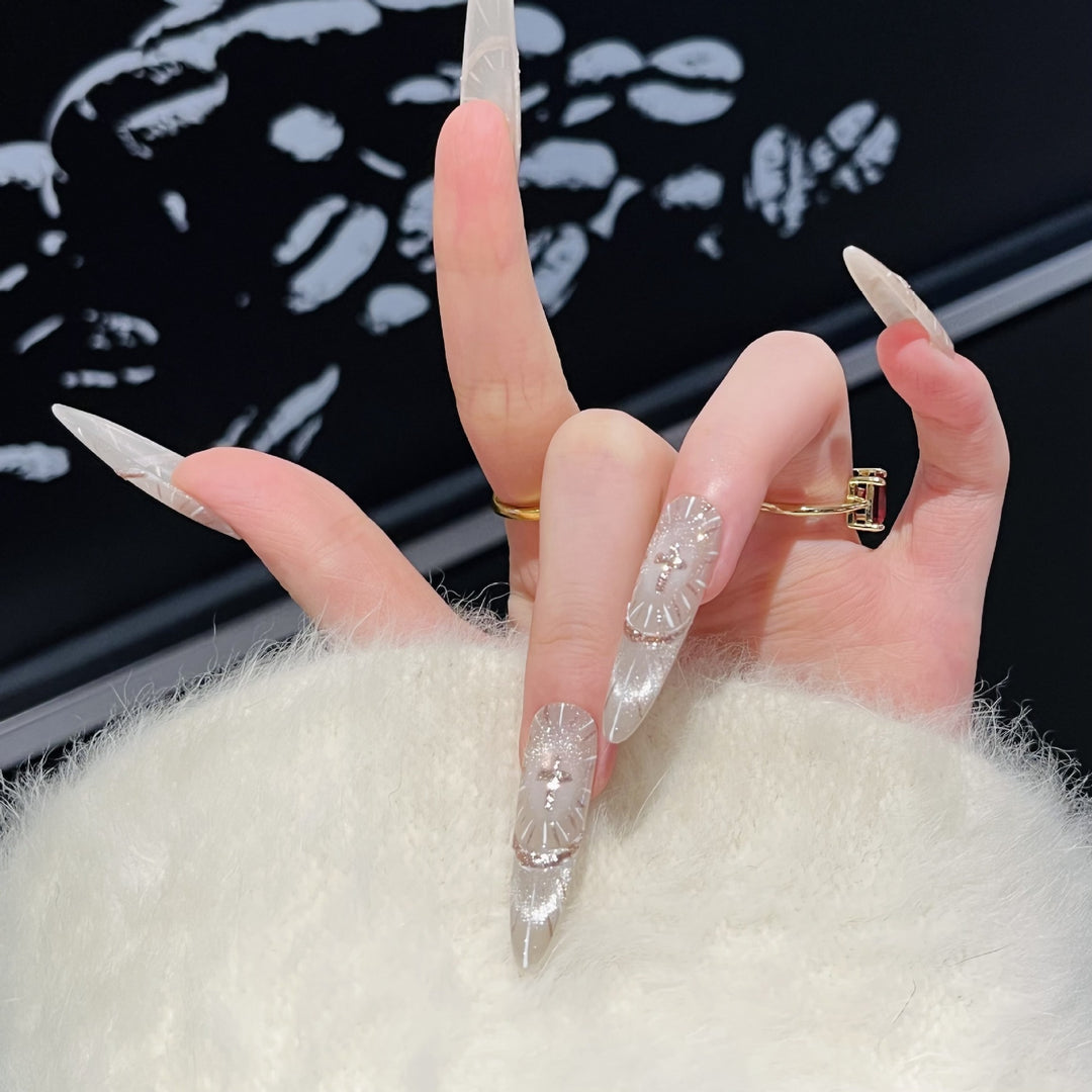 Chic Press-On Nail Set with Elegant Rhinestone Design Kalsten