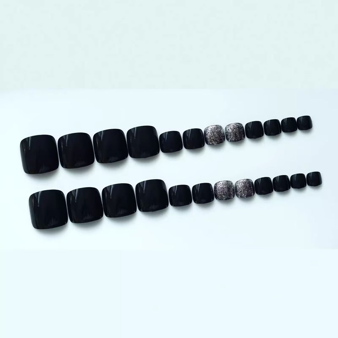Stylish Glittered Pedicure Nail Art Kalsten