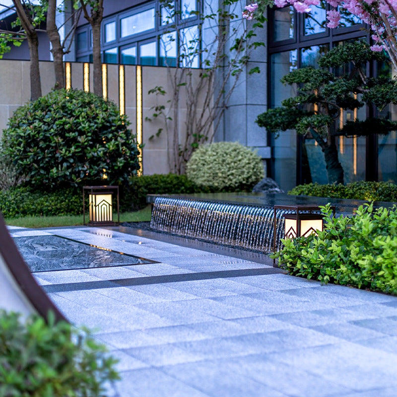 Outdoor Decorative Lantern