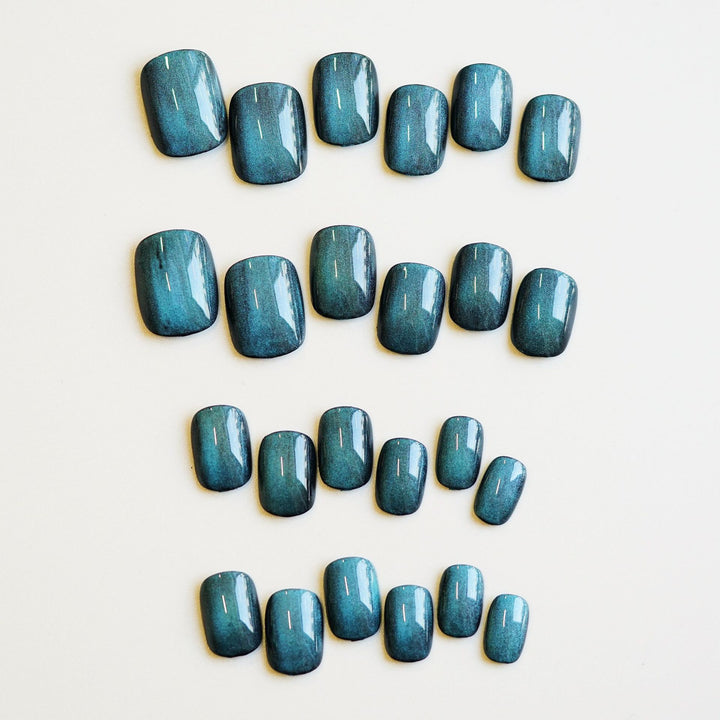 Sparkling Elegant Press-On Nail Set Kalsten