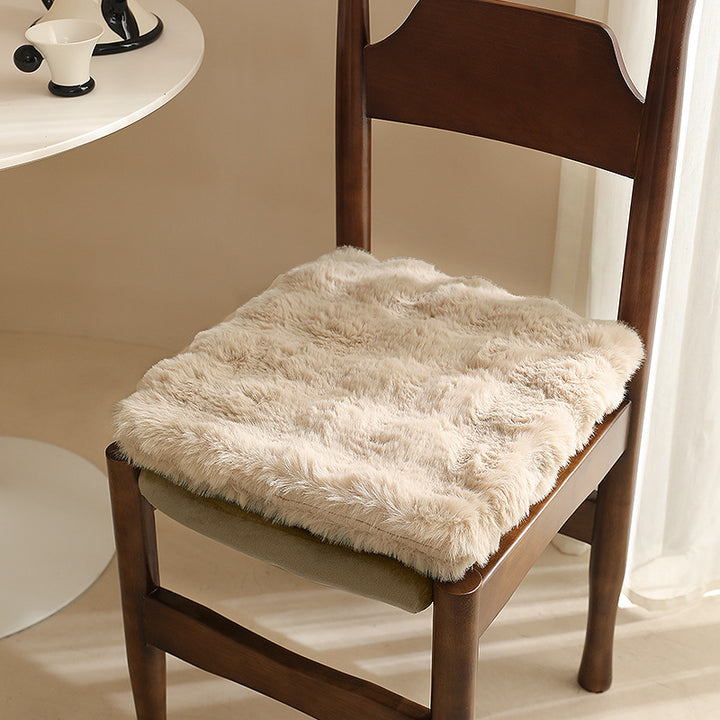 Square luxurious faux fur floor seat cover with dense long pile Kalsten
