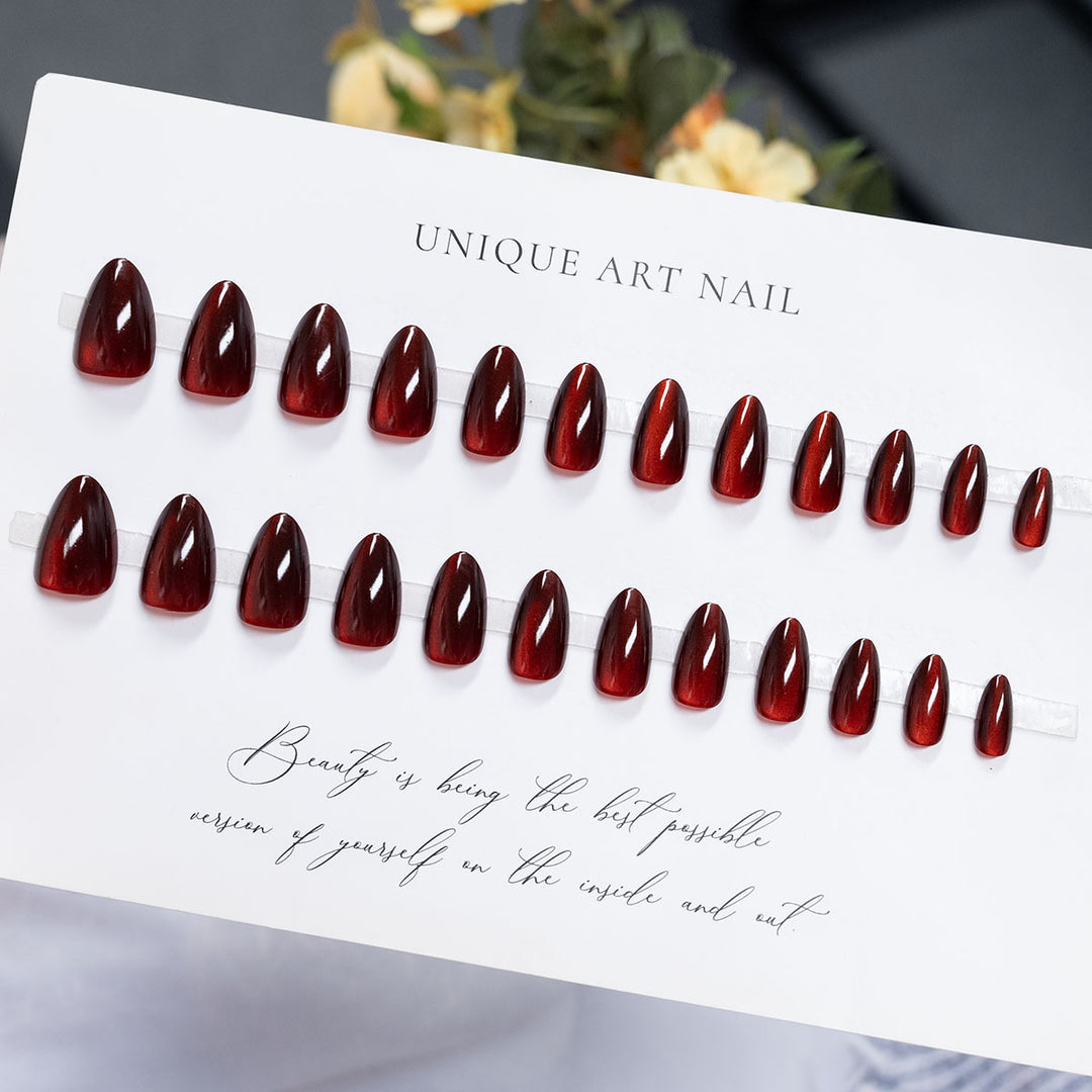Glossy Press-On Nail Art Set