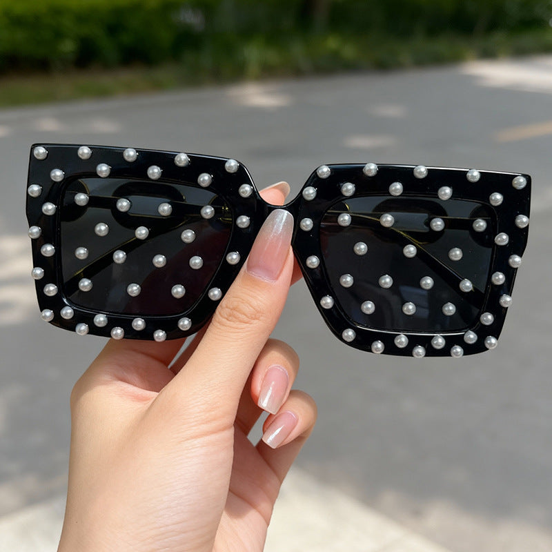 Decorative Pearl-Embellished Cat Eye Sunglasses Kalsten