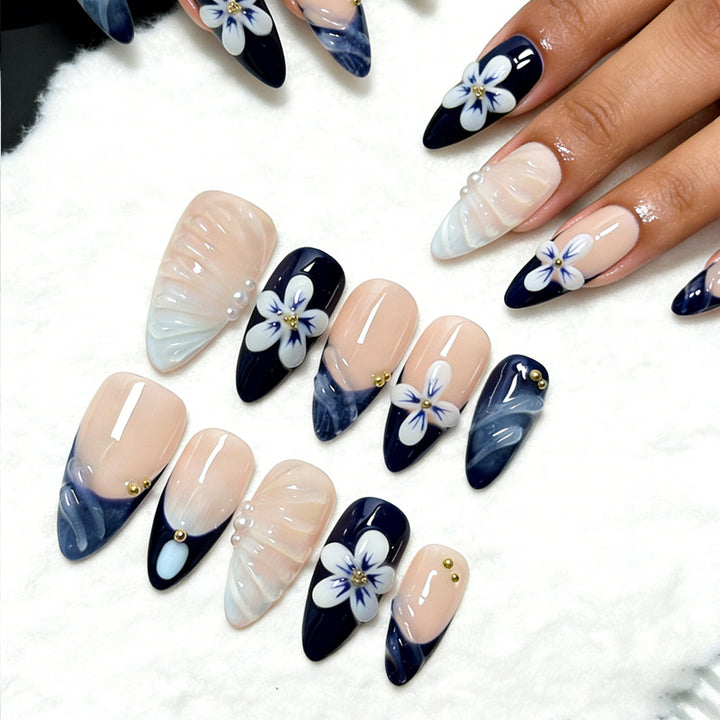 Floral Themed Press-On Nail Set Kalsten
