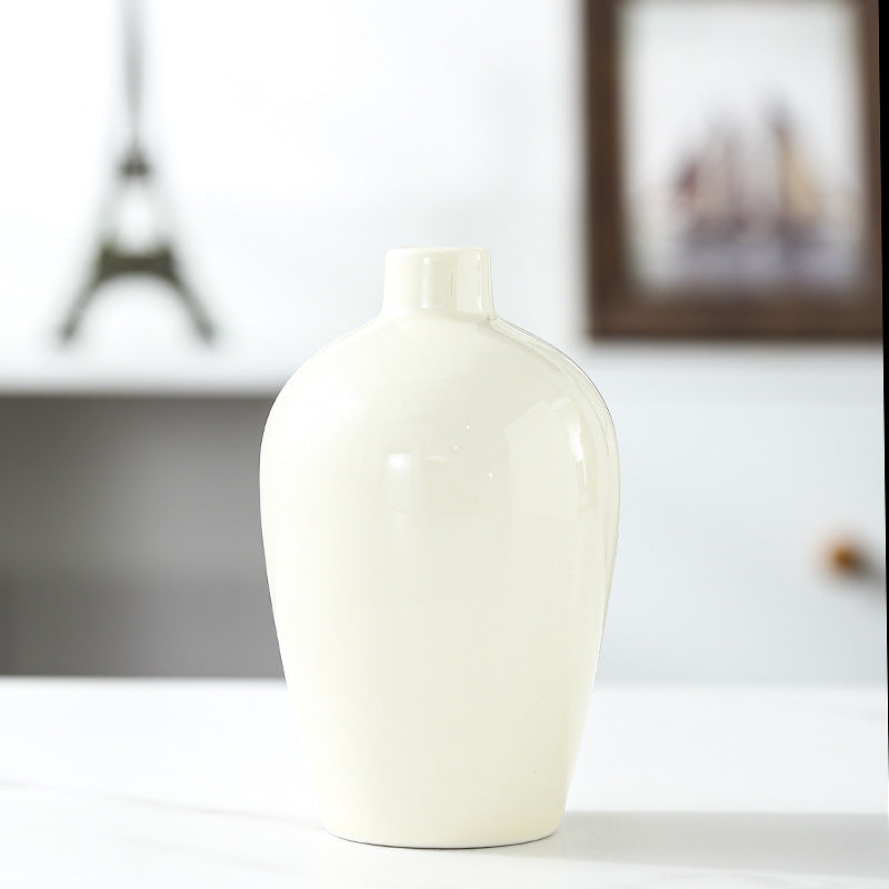Elegant Ceramic Decorative Vase Kalsten