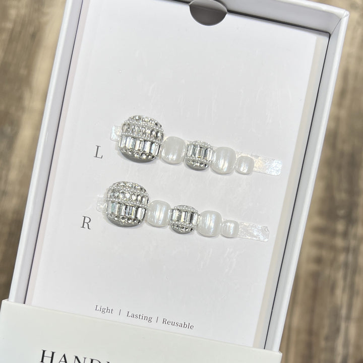 Decorative Crystal-Embellished Hair Clip Set Kalsten