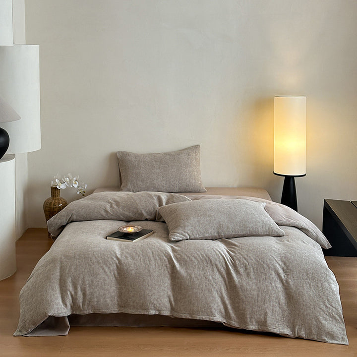 Bed linen set made of washed cotton-linen with subtle leopard print