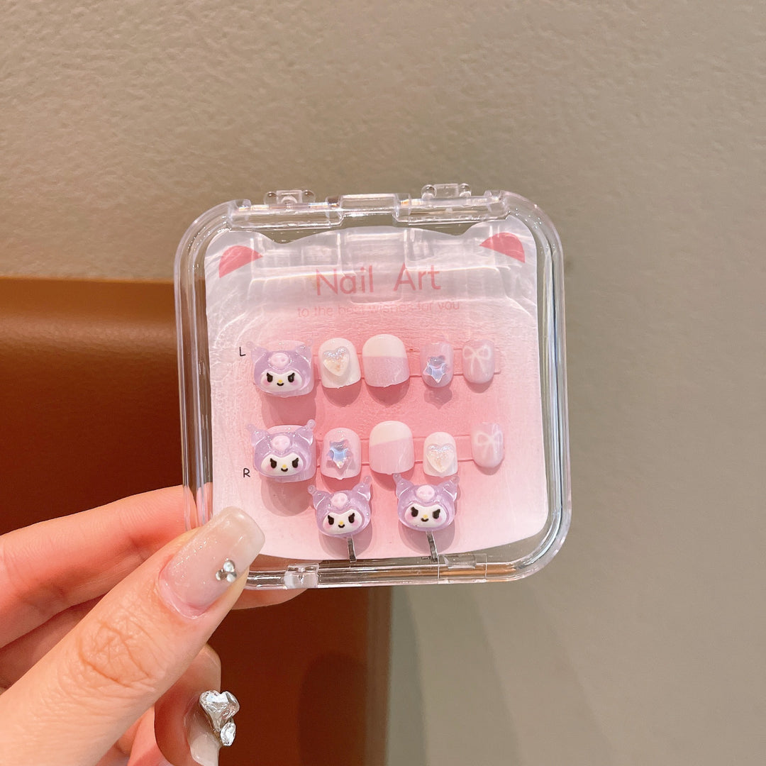 Creative art nails with playful animal design Kalsten