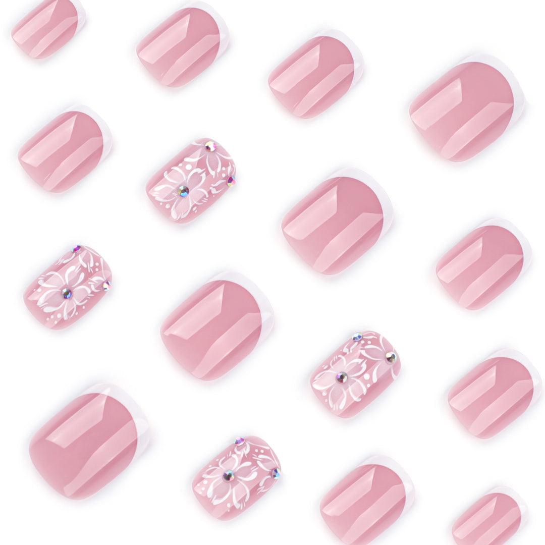 Artful Nail Art with Flower Design Kalsten