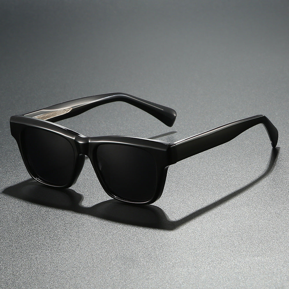 Women stylish sunglasses in classic rectangular design Kalsten