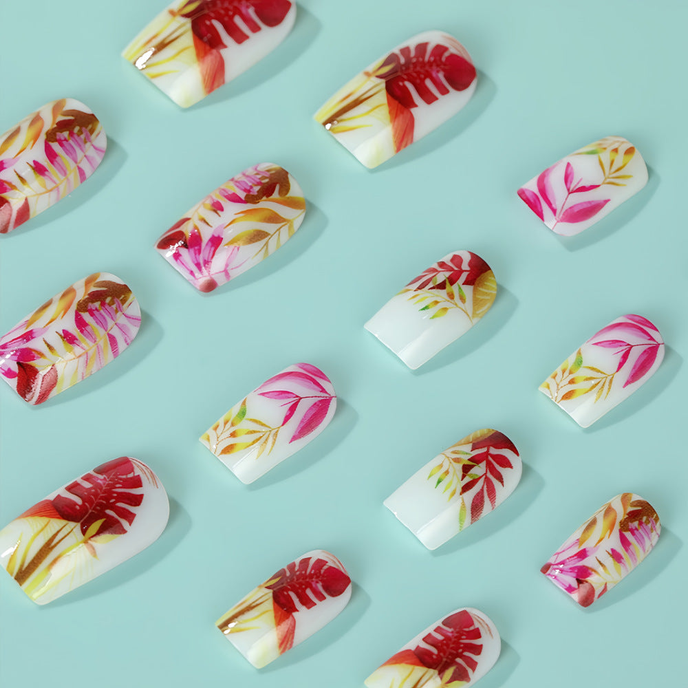 Stylish artificial nails with botanical designs Kalsten