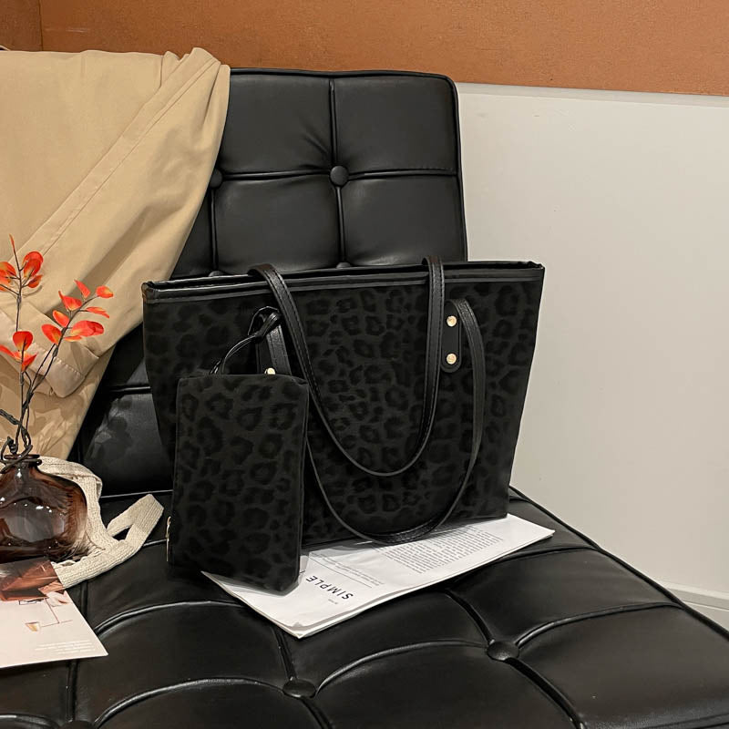Stylish Leopard Print Tote Bag