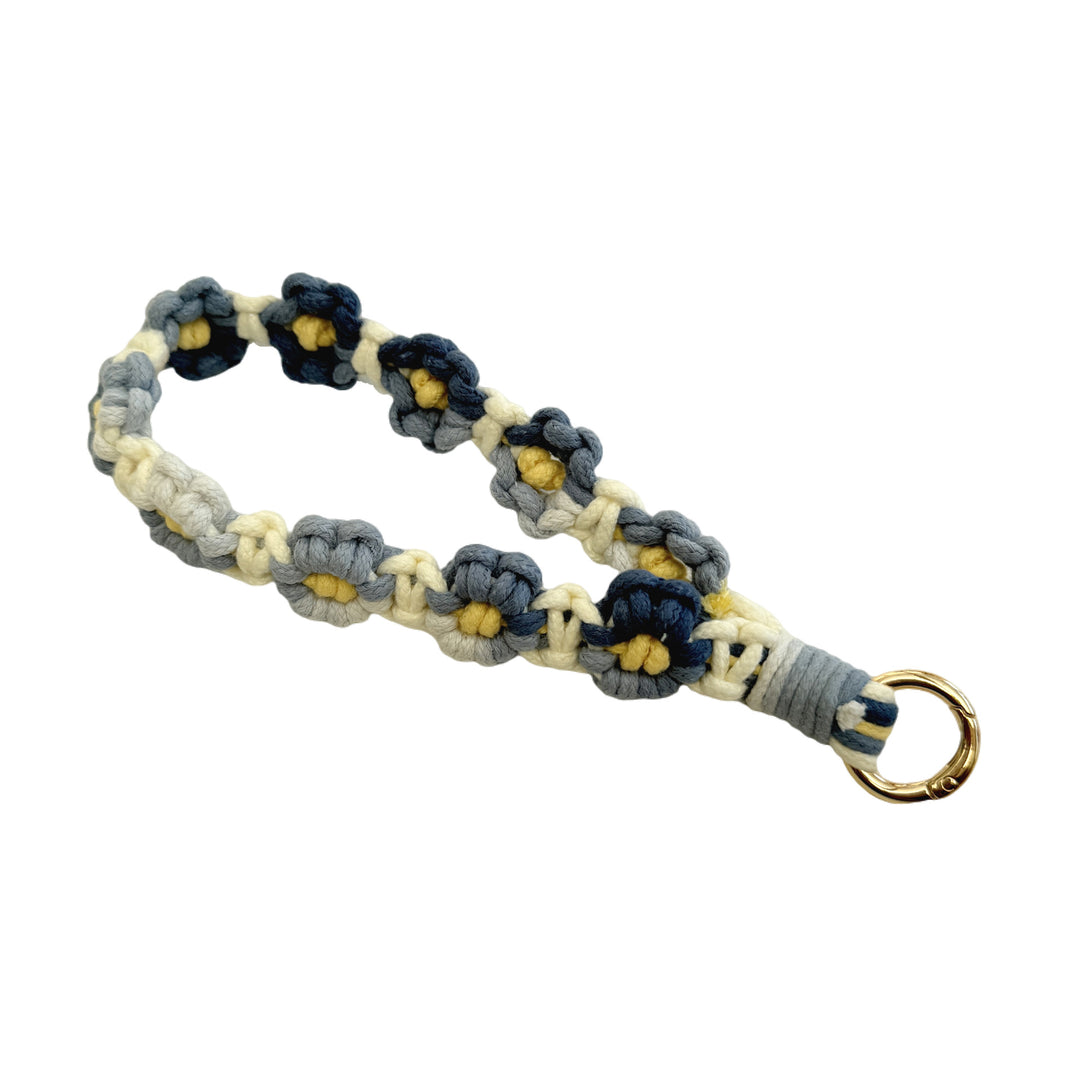 Handcrafted Macrame Keychain Holder Kalsten