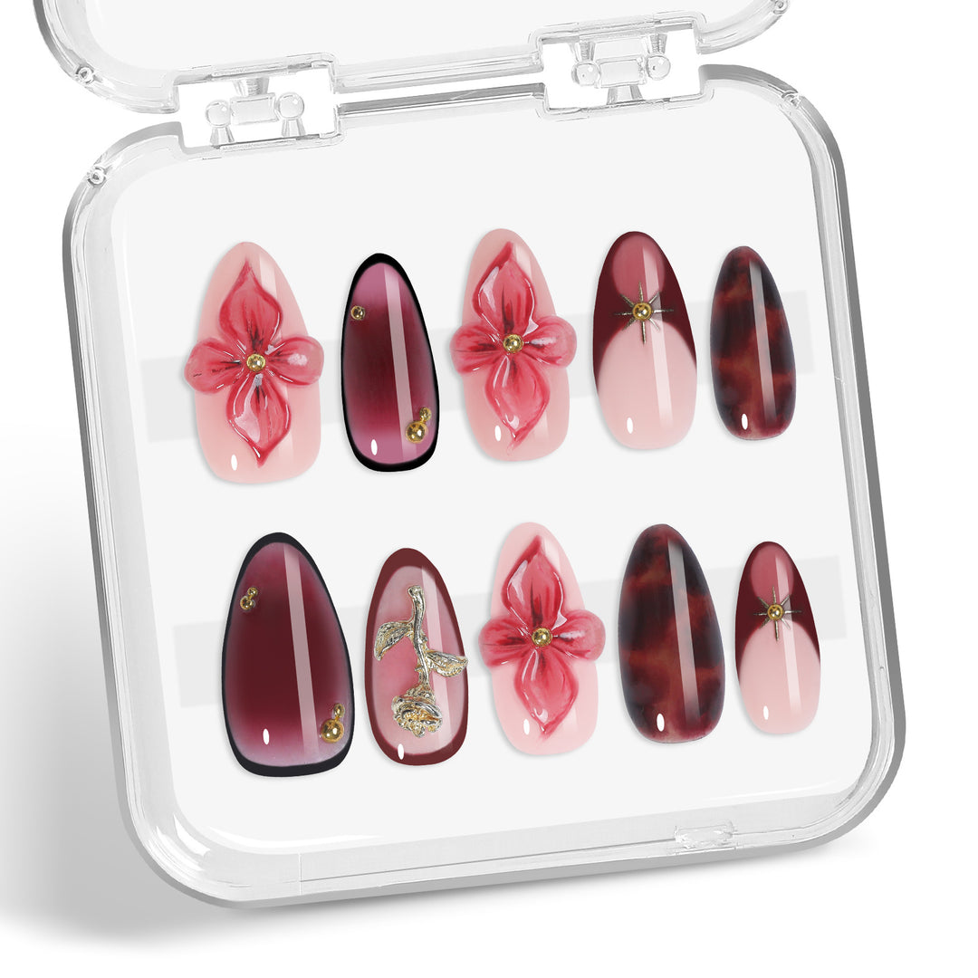 Nail art set with detailed floral designs Kalsten