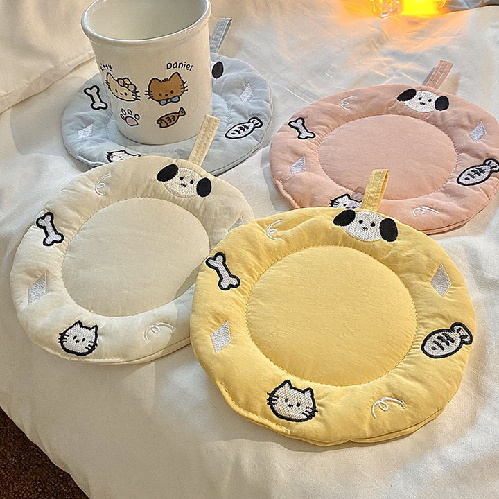 Cozy animal cushion with playful design Kalsten