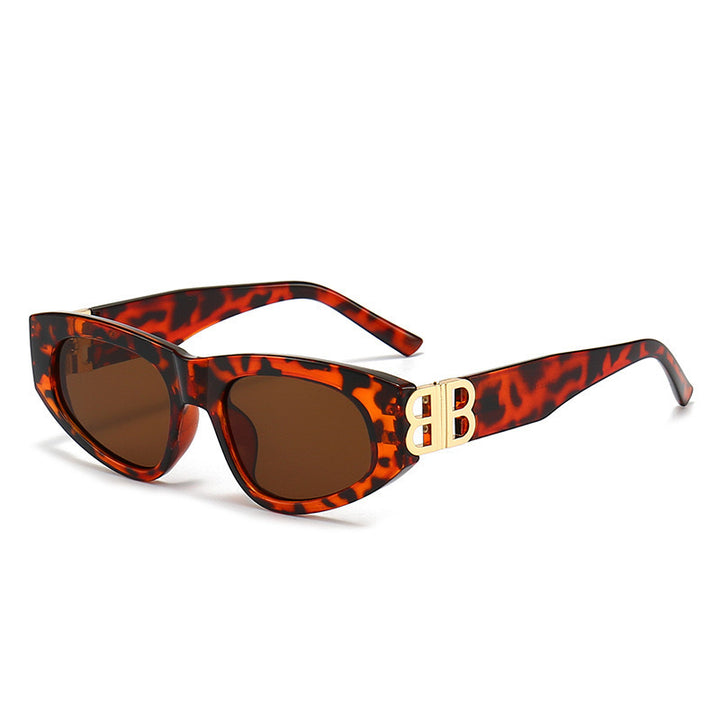 Women stylish fashionable sunglasses with distinctive frame Kalsten