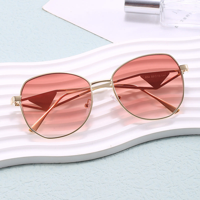 Women's fashionable geometric sunglasses with unique frame Kalsten