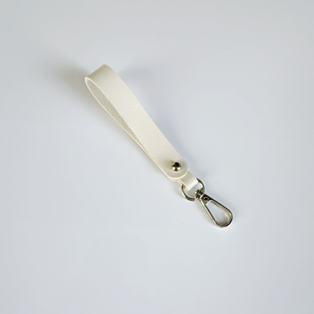 Elegant Leather Key Strap Kalsten