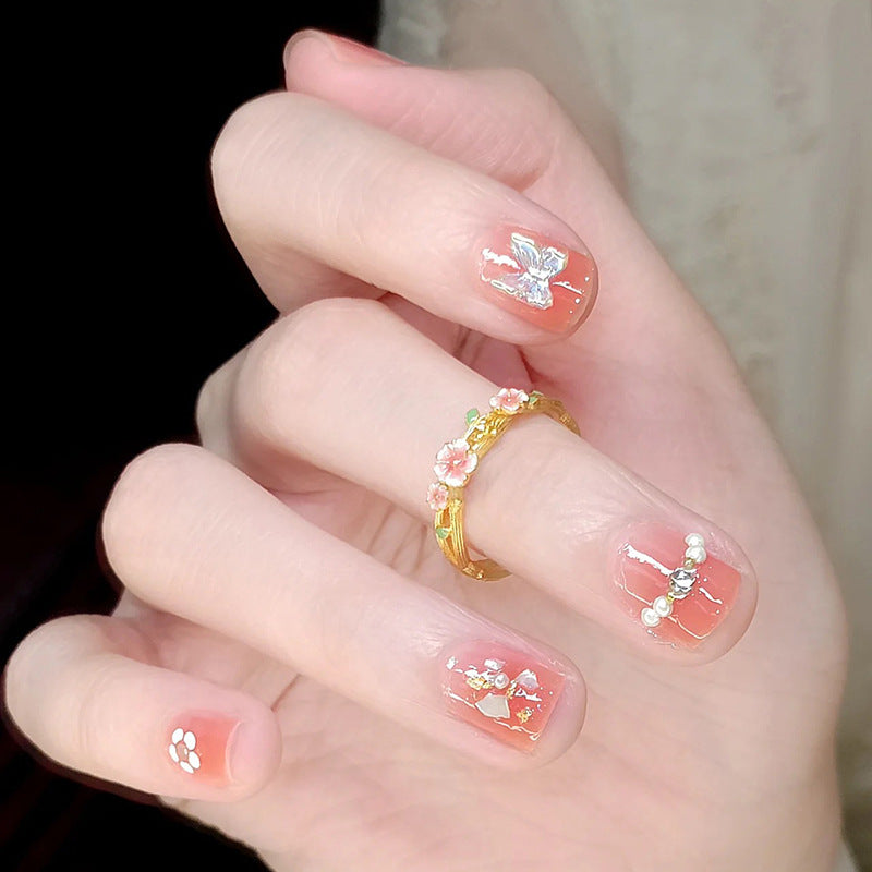 Glamorous Nail Designs Kalsten