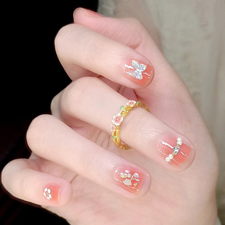 Glamorous Nail Designs Kalsten