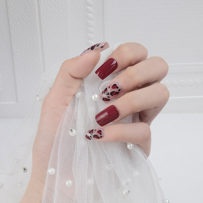 Artistic Short Press-On Nail Set with Leopard Print and Glossy Finish Kalsten