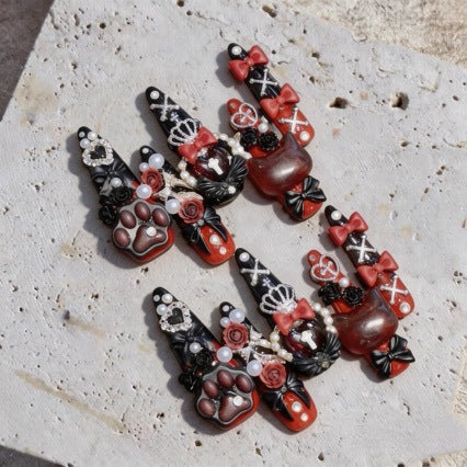 Gothic-Inspired Theatrical Press-On Nail Art Set