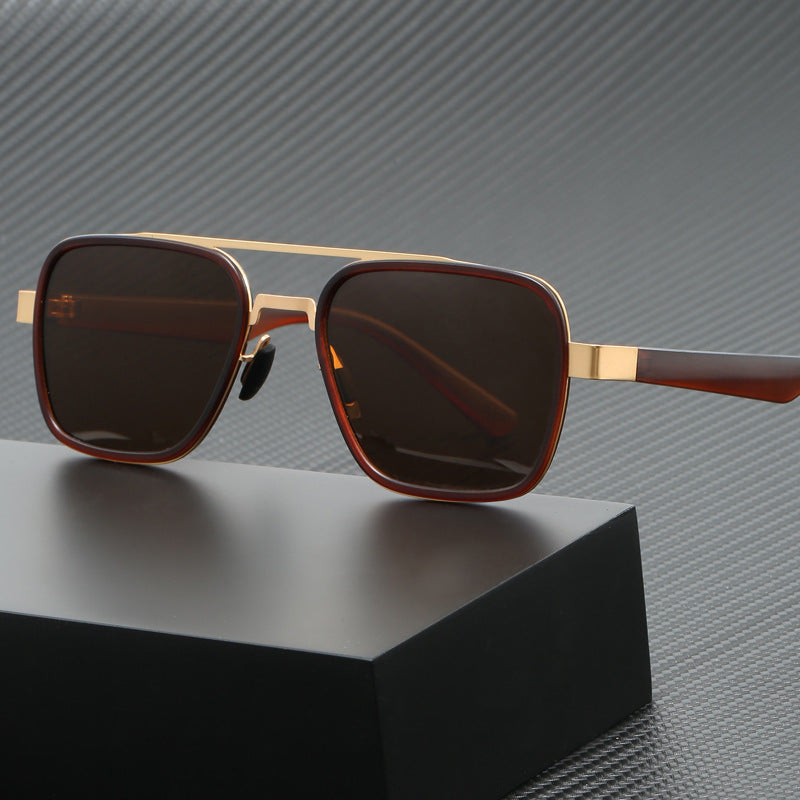Ladies' fashionable sunglasses with square frame and innovative lenses Kalsten