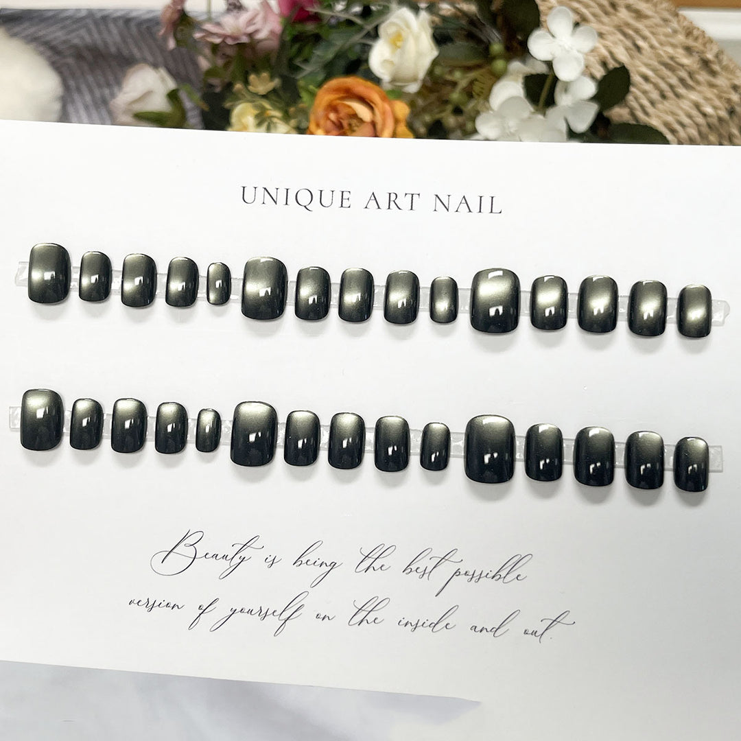 Premium Press-On Nail Art Set