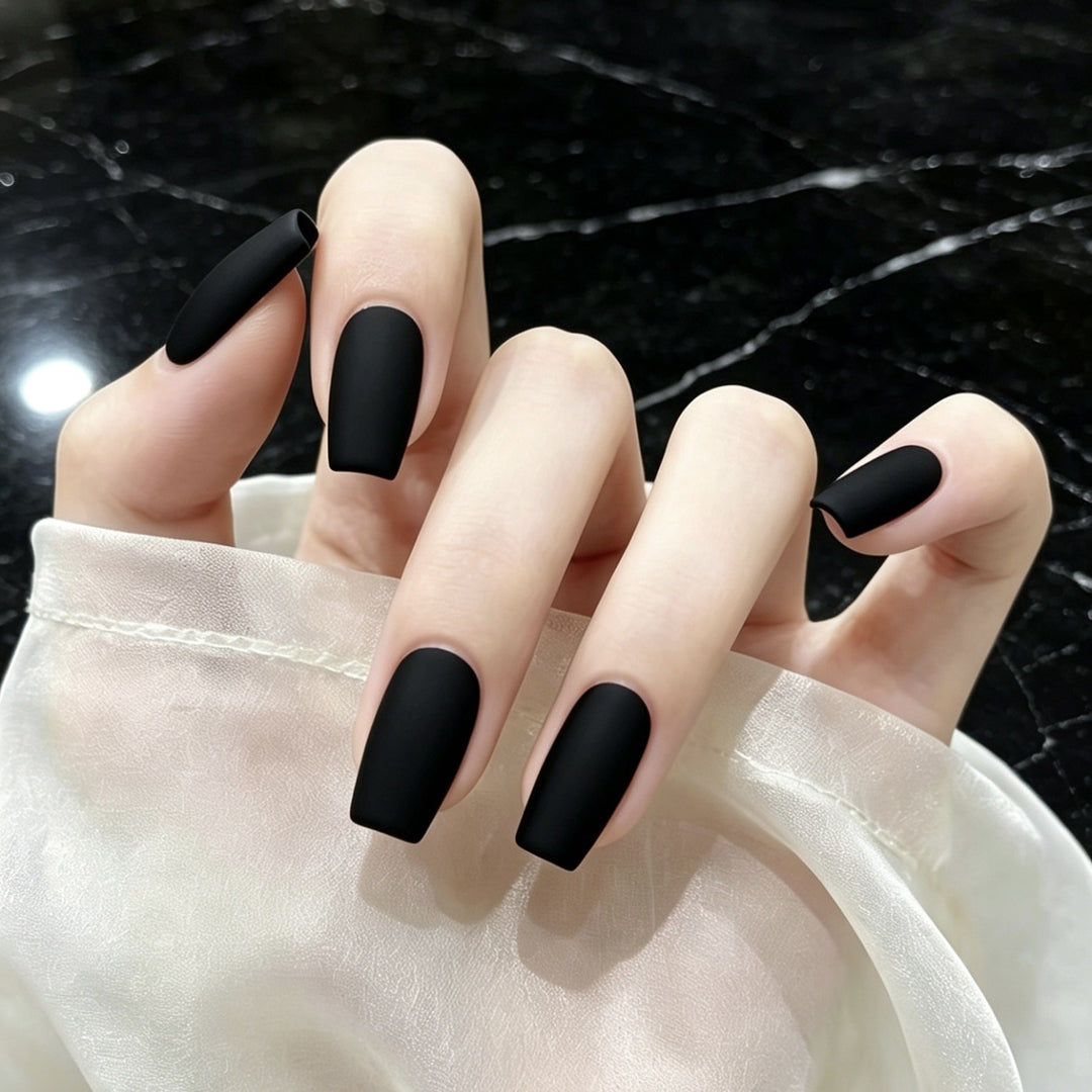 Sleek Matte Press-On Nails Kalsten