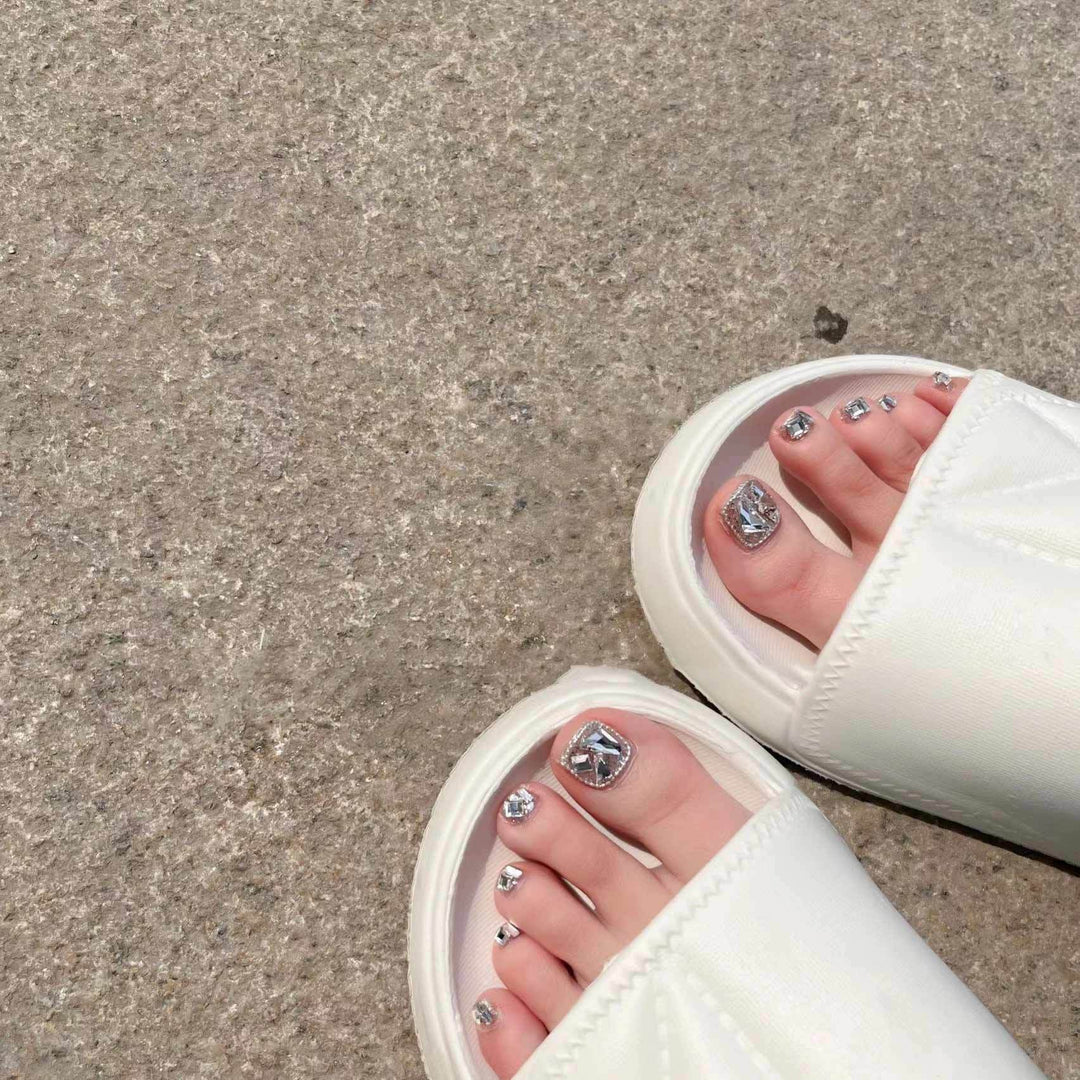 Rhinestone-Embellished Flip Flop Sandals Kalsten