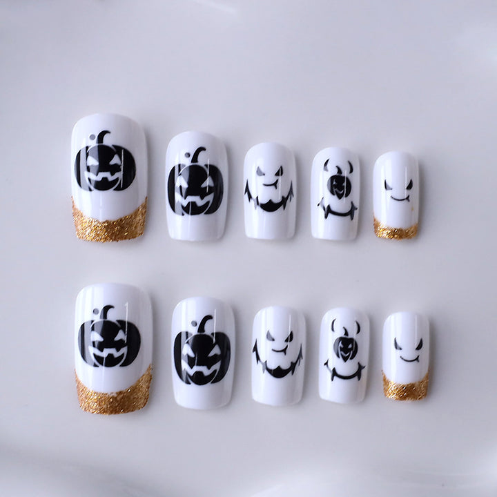 Halloween-Themed Decorative Nail Enhancements Kalsten