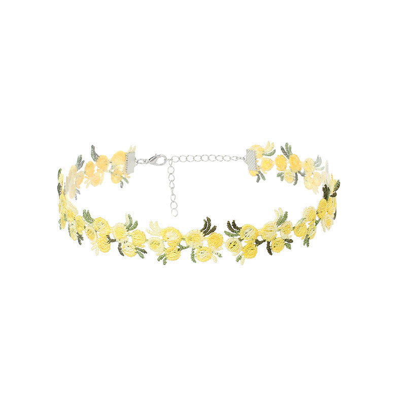 Floral Choker Necklace Kalsten