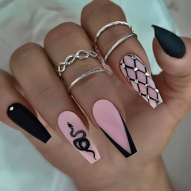 Glamorous Glittery Stiletto Press-On Nails Kalsten