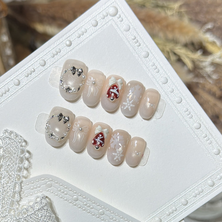 Artistic Winter-Themed Press-On Nail Set Kalsten